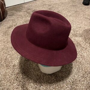 100% Wool - Elegant Burgundy Fedora Hat